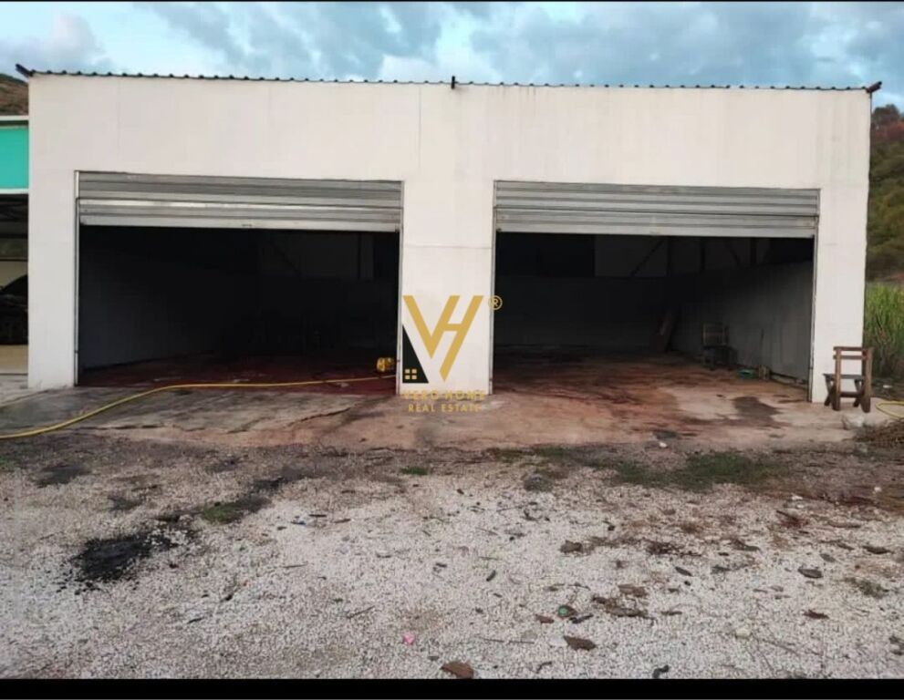 WAREHOUSE 370 M2 FOR RENT IN KOMBINAT 80,000 LEKE