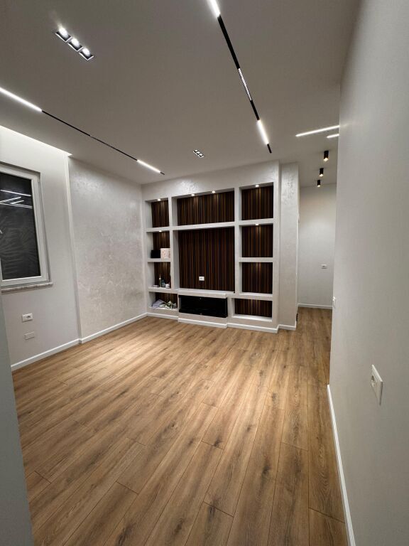 📌 Apartment 1+1 with Balcony for Sale – Near “2 Palm Trees”, Astir