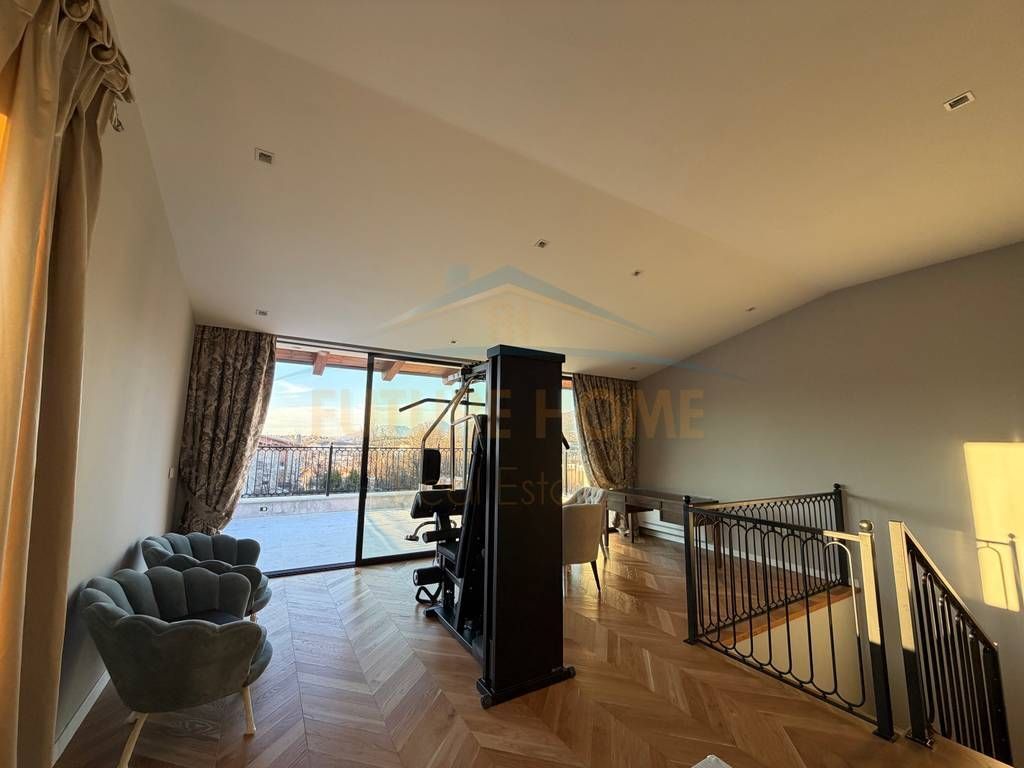 For sale, 4-Storey Villa, Secret Garden, TEG !