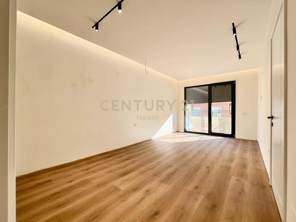 🏡 VENDITA – SUPER APPARTAMENTO 2+1+2 con POSTO AUTO | LAGO ASCIUTTO