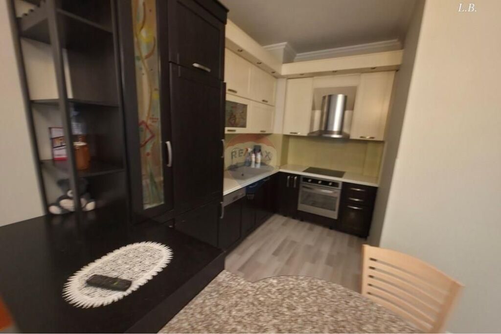 Apartment 2+1 for Rent – Komuna e Parisit