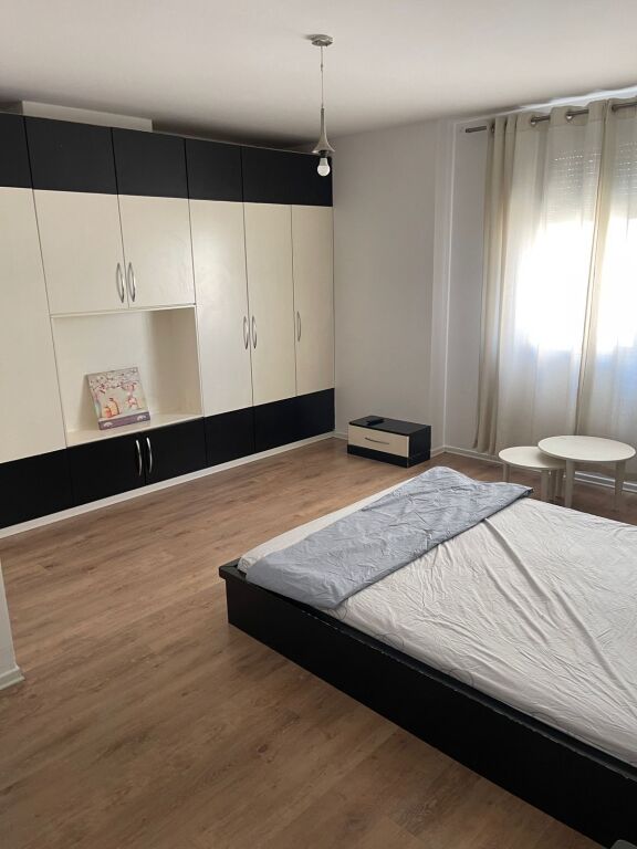 Jepet me Qira Apartament 2+1 – Misto Mame !