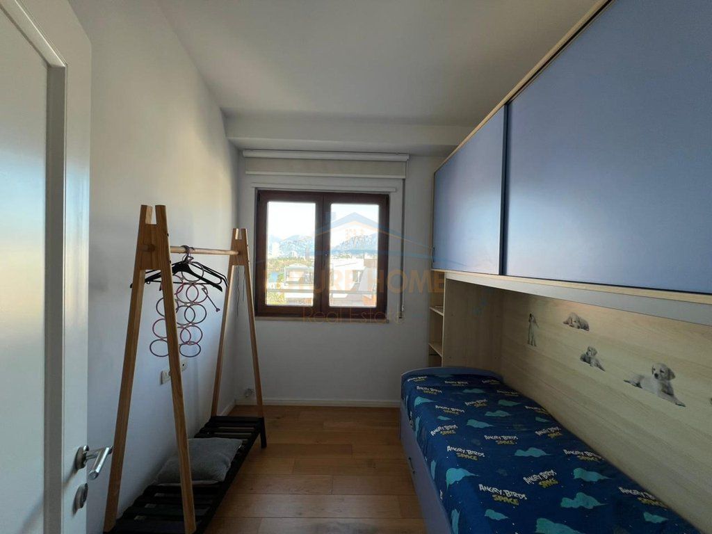 In vendita, Duplex 3+1+Posto Auto, Lago Secco, Tirana