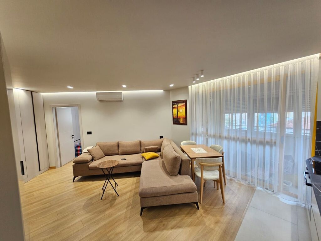 Appartamento in Affitto 1+1 a Vasil Shanto (ID B2101505) Tirana