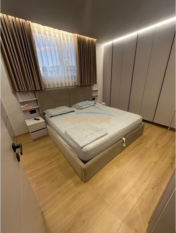 Qera, Apartament 1+1, Komuna e Parisit 1 Dhoma 1 Tualet 78 m2 Apartment Available