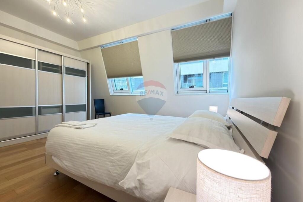 Apartment 3+1 for sale Air Albania Stadium!