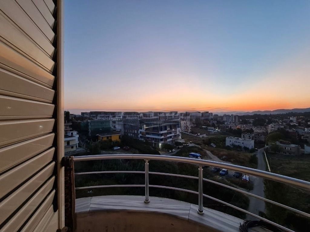 JEPET APARTAMENT 2 +1 ME QIRA,TEK VILAT GJERMANE, TIRANE!