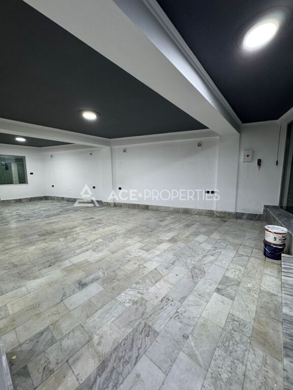 Locale commerciale in affitto - vicino a Qemal Micit, Durazzo