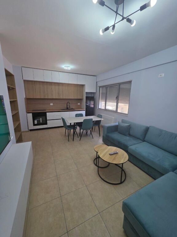 Apartament 1+1, 5 Maji!