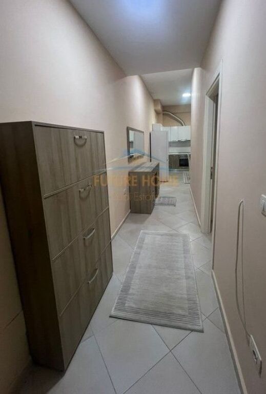 Rent, Apartment 1+1+Veranda, Fresk, Tirane.