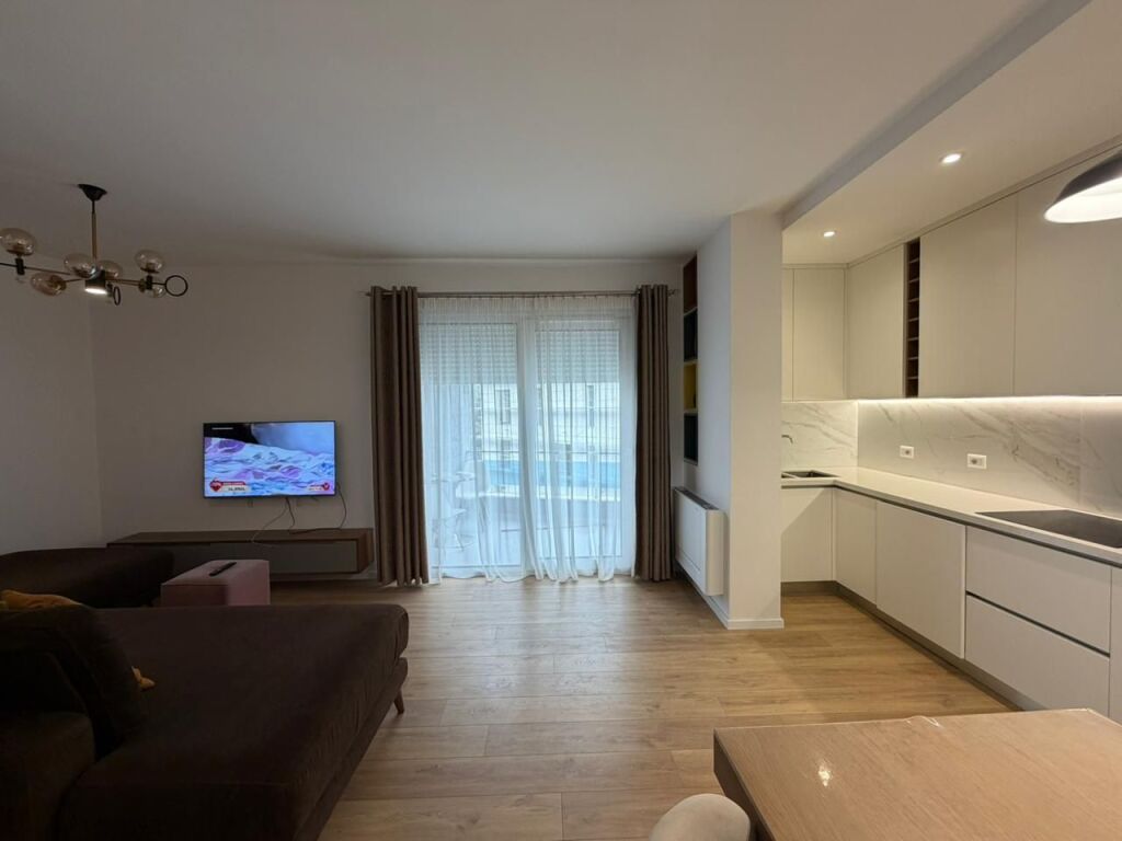 Apartament 2+1+Parking per qira tek Kopeshti Zoologjik.