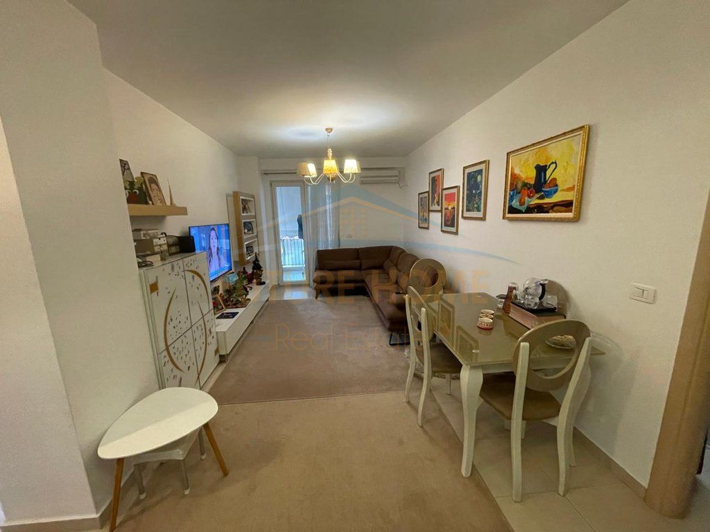 In vendita, Appartamento 2+1+2, Città Studentesca, Tirana 212.000 €