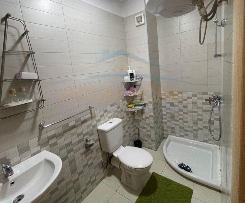 In vendita, Appartamento 2+1+2, Città Studentesca, Tirana