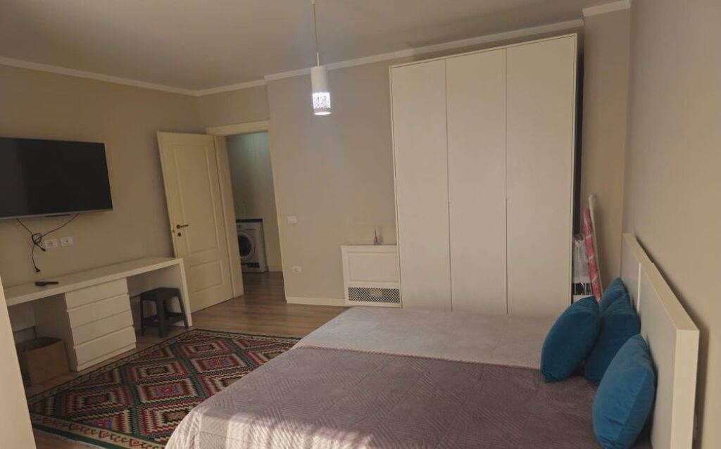 Appartamento premium 2+1+2 (130 m²) in affitto vicino al Lago Artificiale di Tirana!