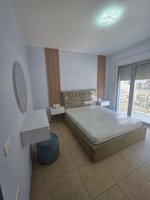 Apartament 1+1, 5 Maji!