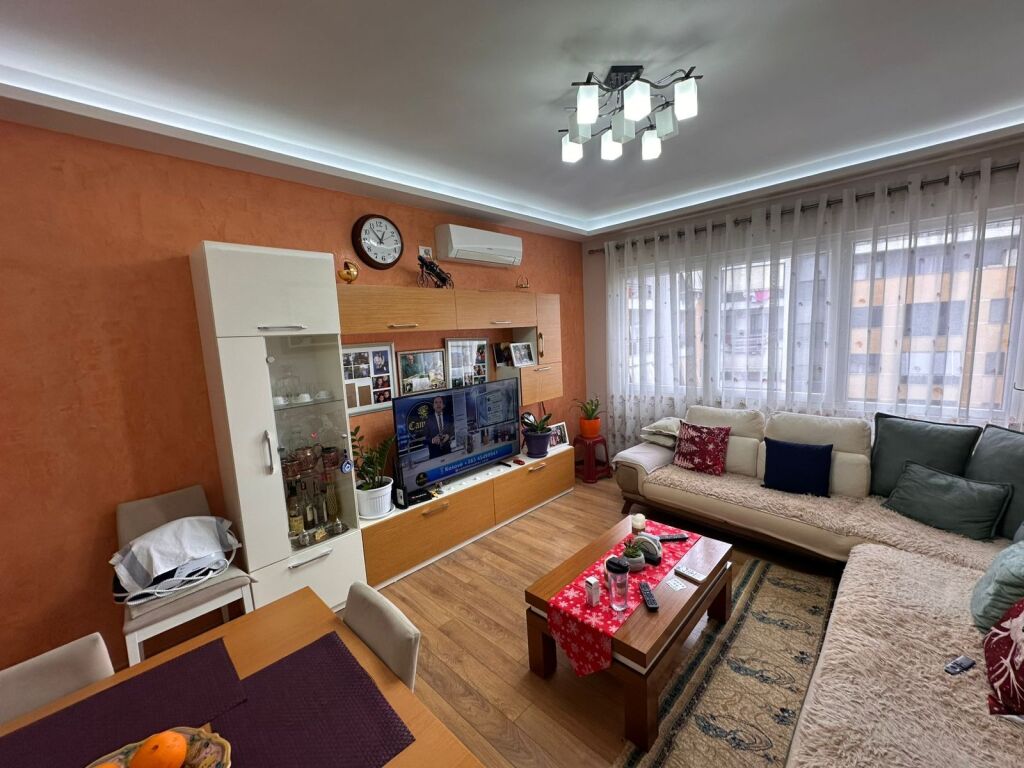 Apartament 2+1+2 per shitje ne Astir