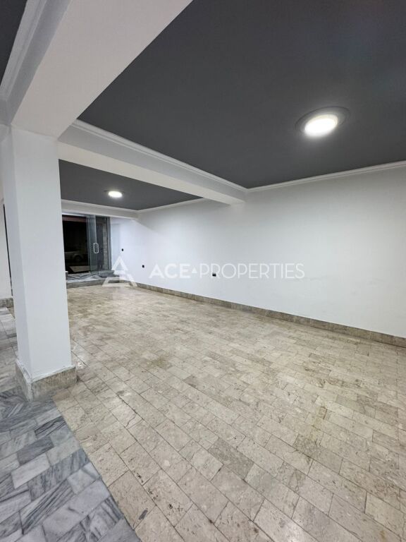 Locale commerciale in affitto - vicino a Qemal Micit, Durazzo