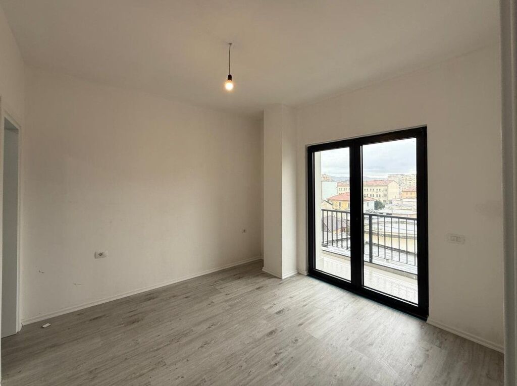 📌APPARTAMENTO IN AFFITTO PER UFFICI – CENTRO, Tirana