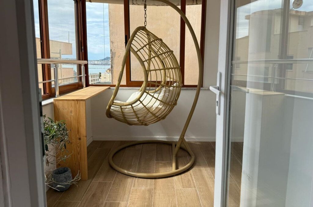 🏖️ APPARTAMENTO IN VENDITA CON VISTA MARE – ZONA SPIAGGIA (VICINO Pelican Cafe)