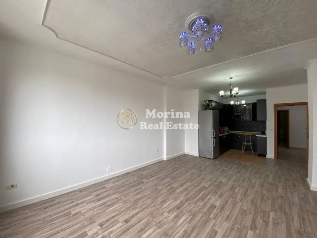 Affitto | Locale Commerciale | Viale Gjergj Fishta | 1500 €/mese