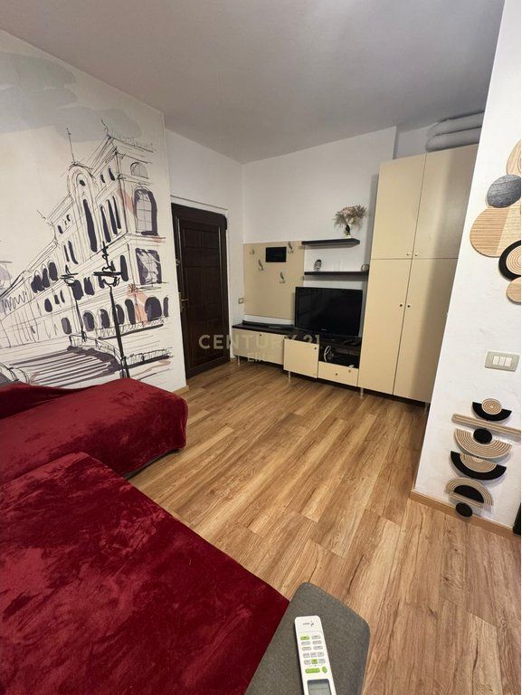 APARTAMENT 1+1 ME QIRA PAS NISHARAKUT