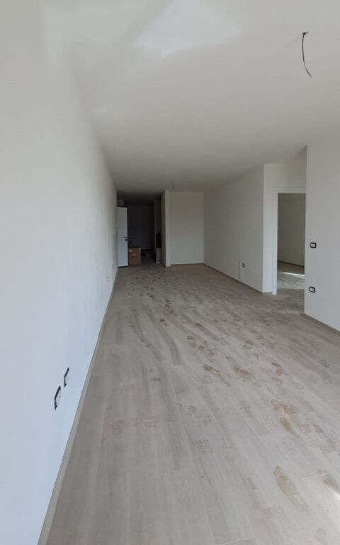 🏡 Vendesi in vendita Appartamento 2+1 – Residenza Turdiu, Campo di Aviazione
