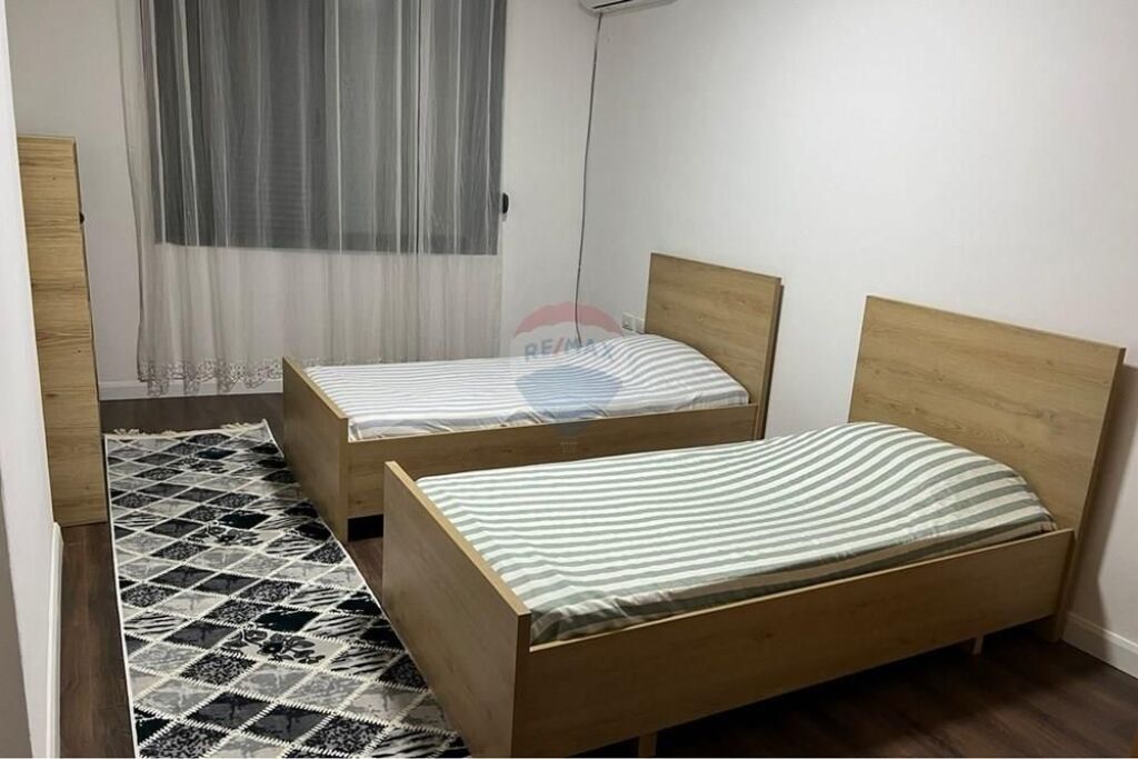 Apartment 3+1 for Rent, Commune of Paris.