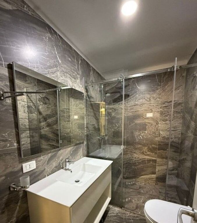 JEPET ME QIRA APARTAMENT 2+1+2 TE FUSHA AVIACIONIT