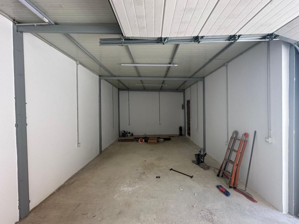 MAGAZZINO IN AFFITTO PRESSO VASIL SHANTO
