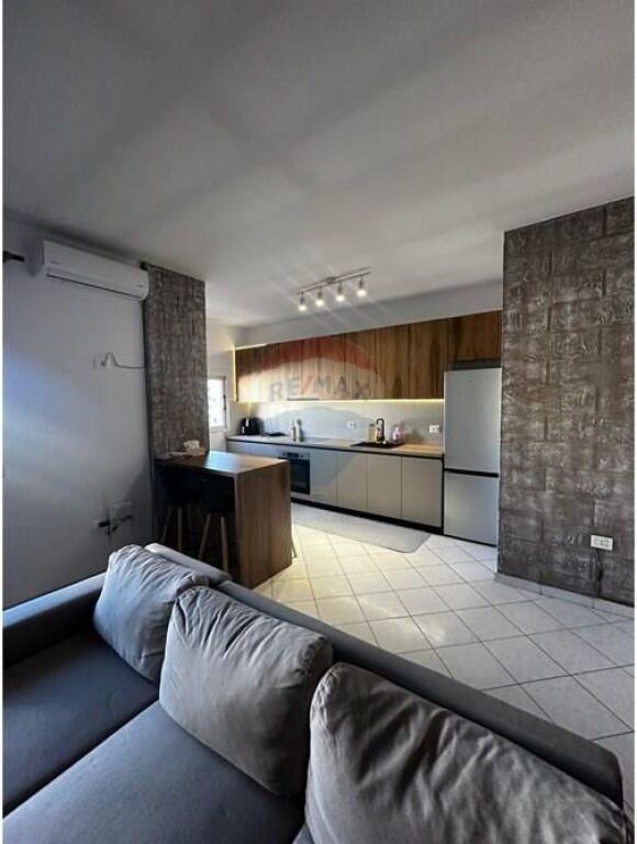 🏡 Appartamento 2+1 in Affitto – Via Hasan Kushta, Vlora