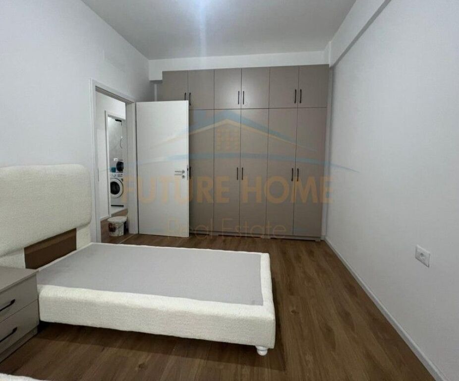 Rent, Apartment 2+1+Parking Space, Fresku, Tirane.