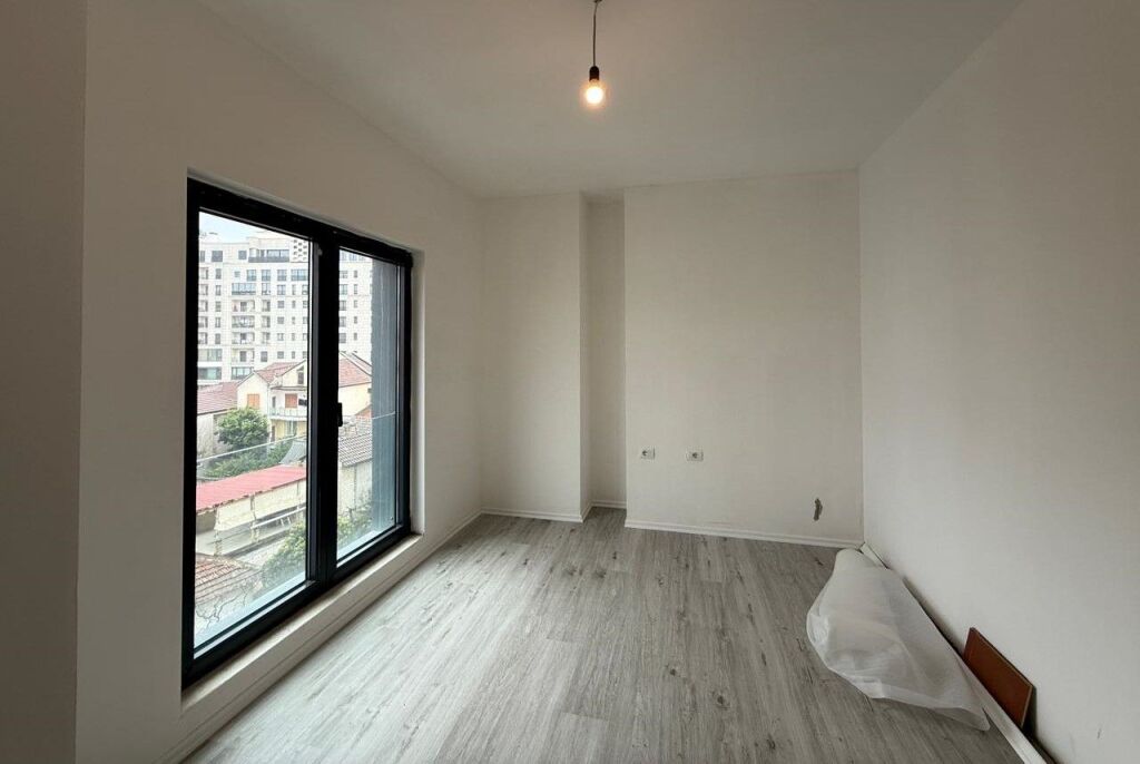 🏢 APPARTAMENTO IN AFFITTO PER UFFICI – CENTRO, TIRANA