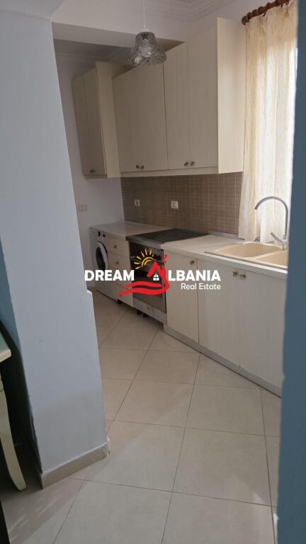 First floor of a villa for rent in the Xhamllik area (ID  4251435 )