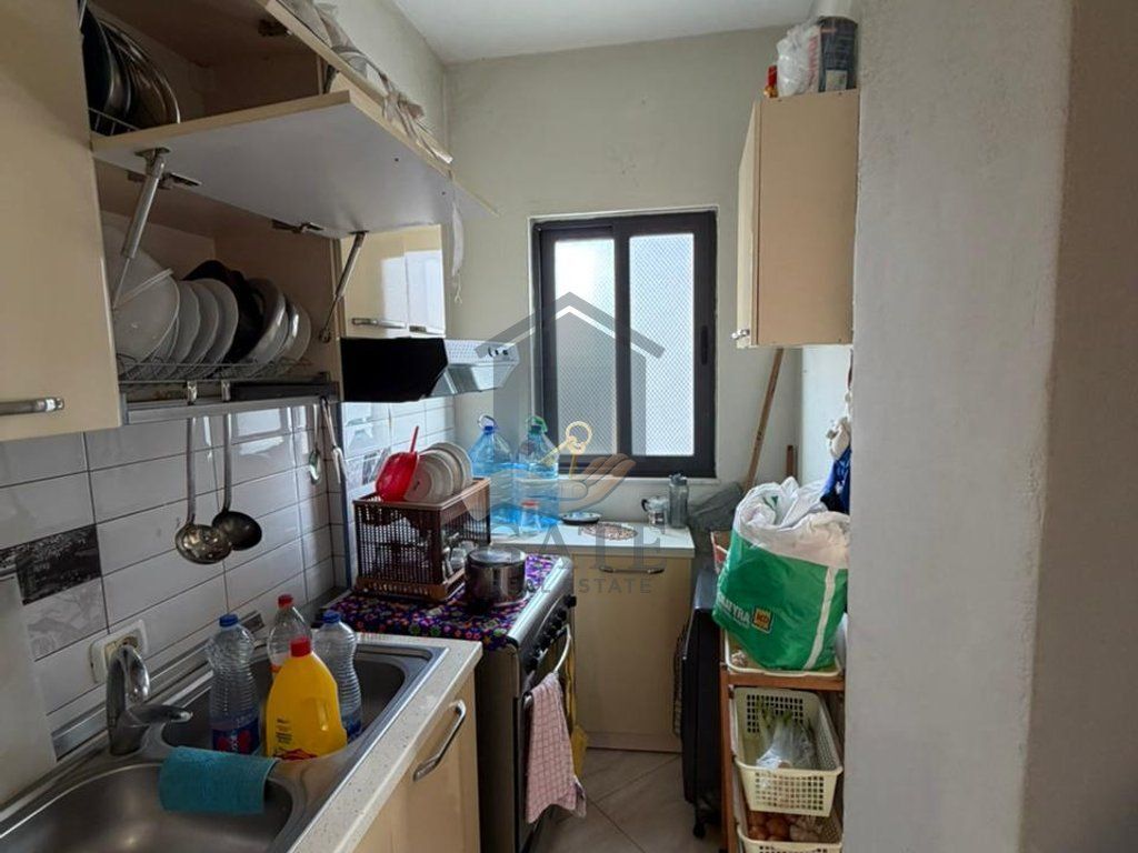 Appartamento 2+1 in Vendita nel Centro di Durazzo – Vicino alla Stazione Ferroviaria