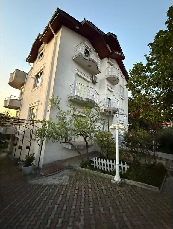 Villa for rent near Lake Farka