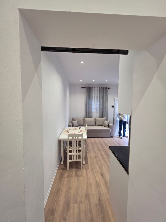 1+1 for Rent in Astir