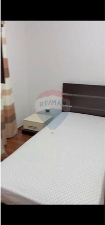 Jepet Apartament 2+1 me Qira te Rr.Him Kolli