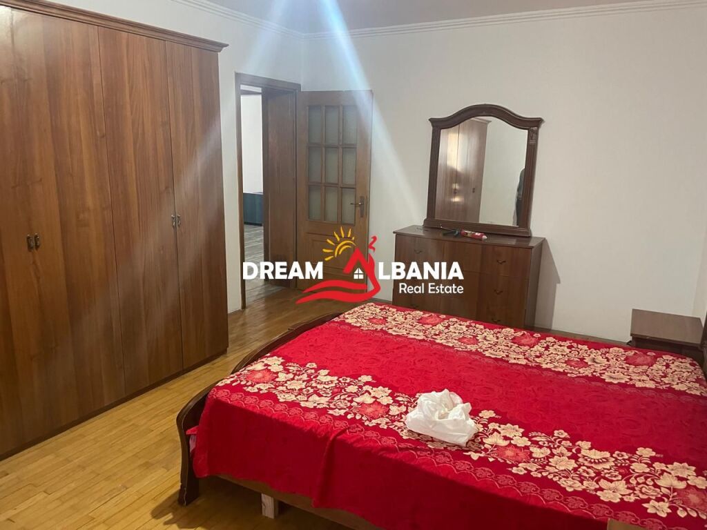 Apartamente 2+1 me qera ne zonen Laprakes afer Hotel Relax ne Tirane (ID 42215488 )