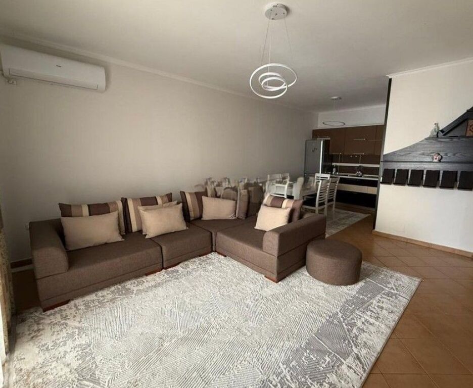 AFFITTIAMO APPARTAMENTO 2+1 A ASTIR