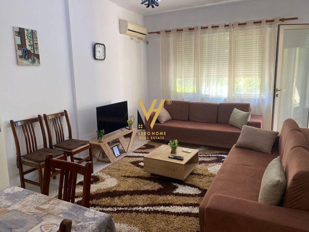 JEPET APARTAMENT 1+1+BLK ME QIRA TE LIQENI I THATE 50.000 LEKE