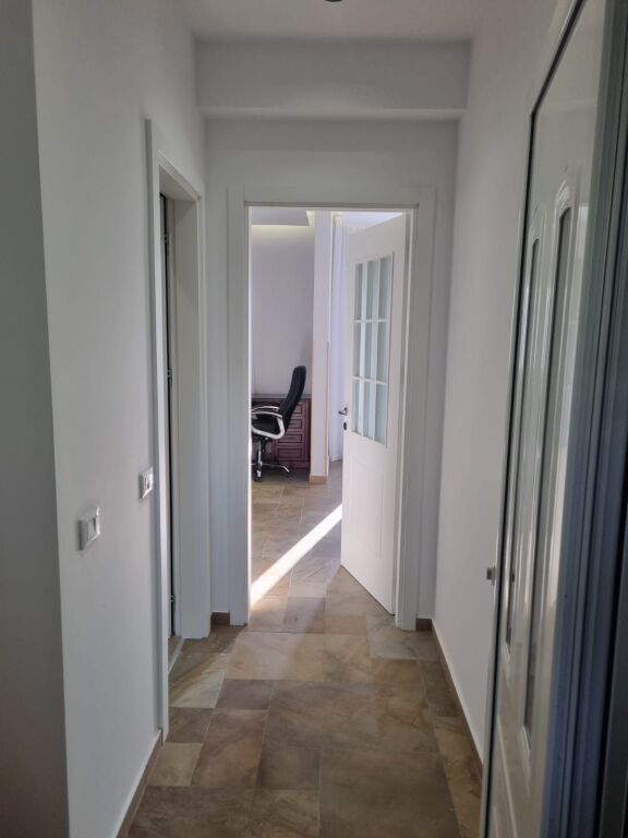 1+1, furnished at the American villas 550 euro