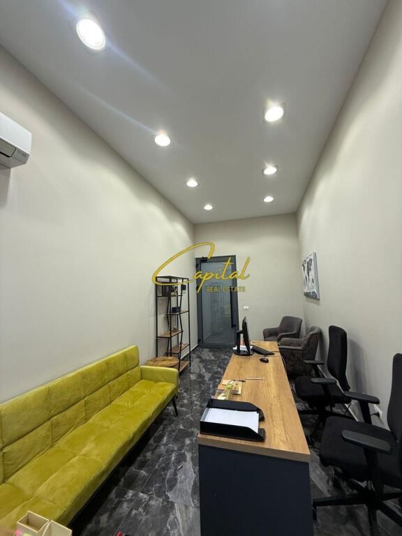 UFFICIO IN AFFITTO 20 M2 MERCATO CAM 40.000 LEKE
