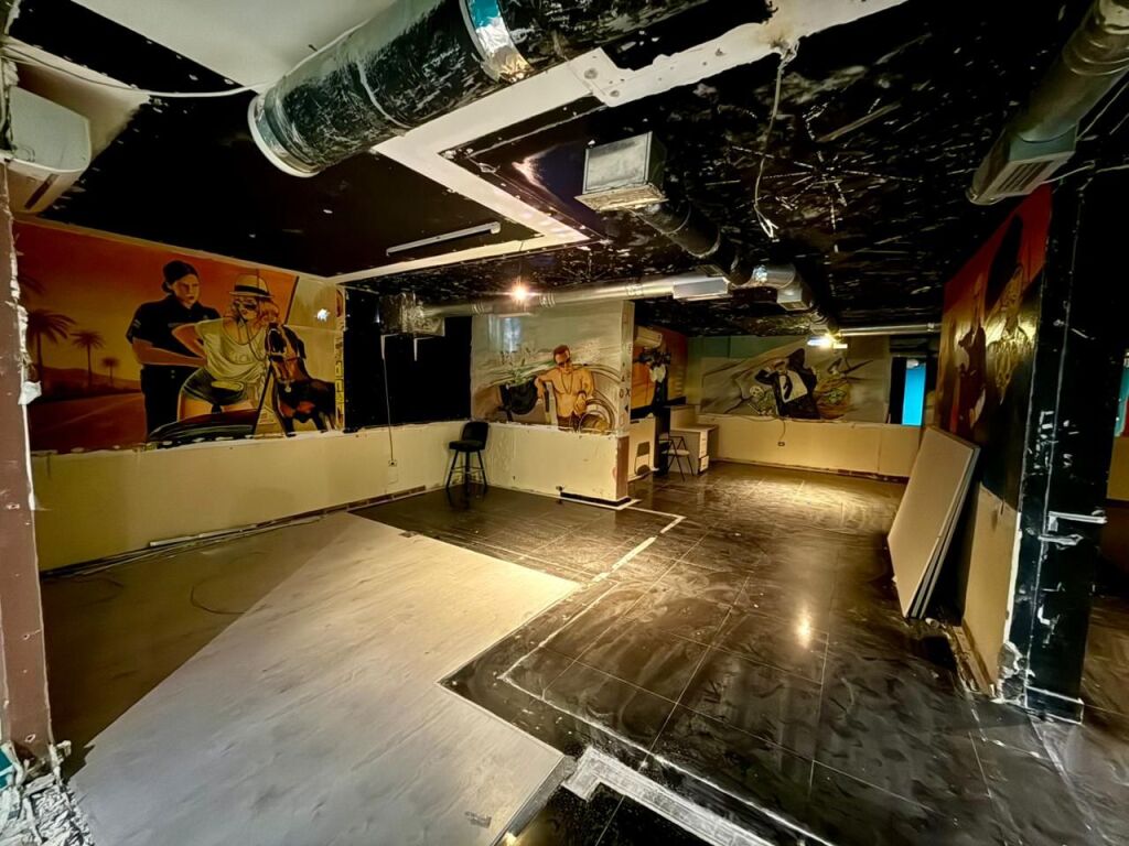 📣 LOCAZIONE Locale Commerciale (Bodrum) 📍 Myslym Shyri, Vicino al Distributore Kastratit ✨💶 Prezzo 1.000 Euro