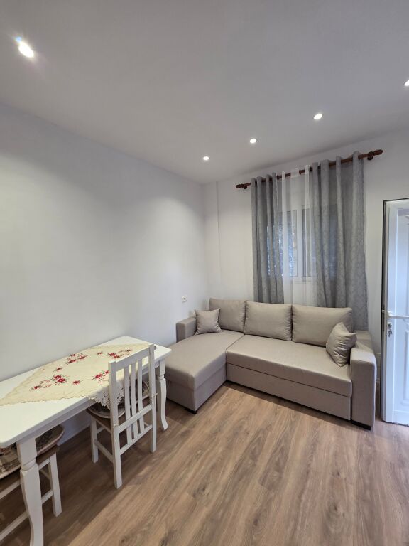 1+1 for Rent in Astir