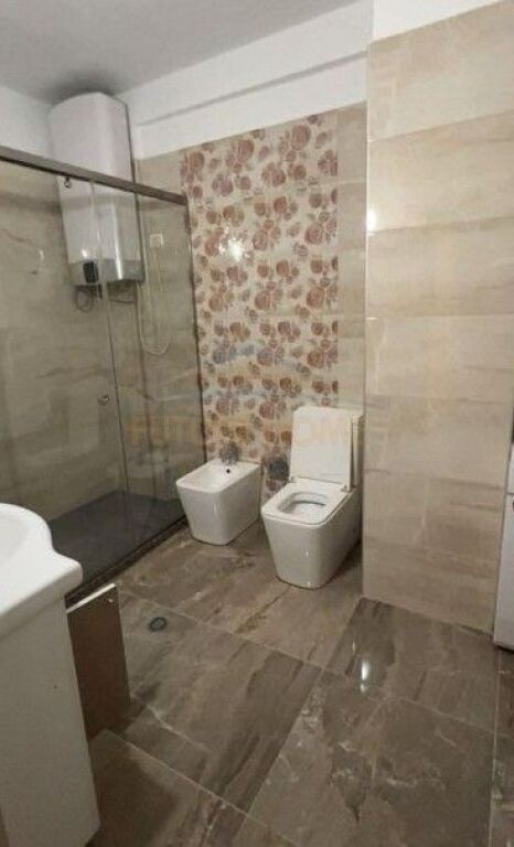 Qera, Apartament 3+1, Unaza e Re.