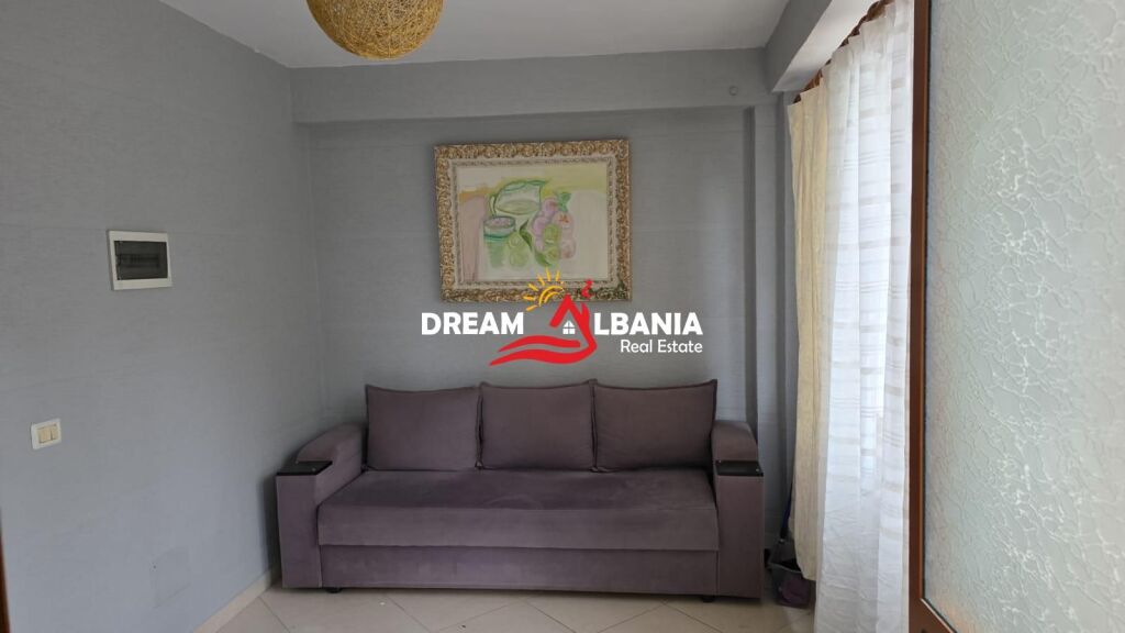 First floor of a villa for rent in the Xhamllik area (ID  4251435 )