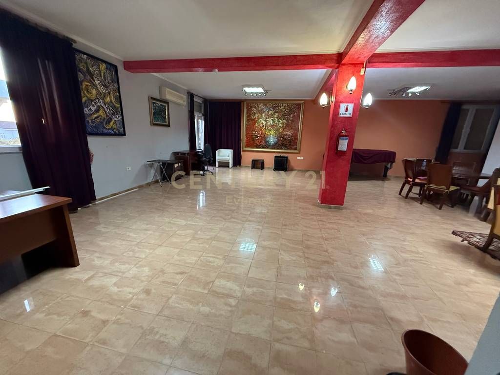 Villa for rent near Lake Farka