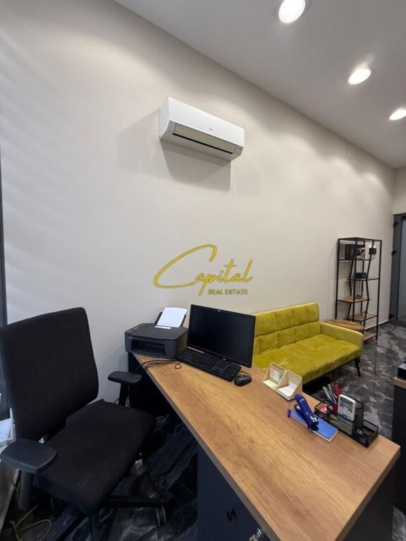 UFFICIO IN AFFITTO 20 M2 MERCATO CAM 40.000 LEKE