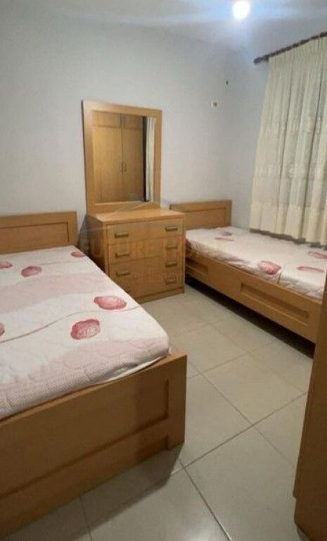 Qera, Apartament 3+1, Unaza e Re.