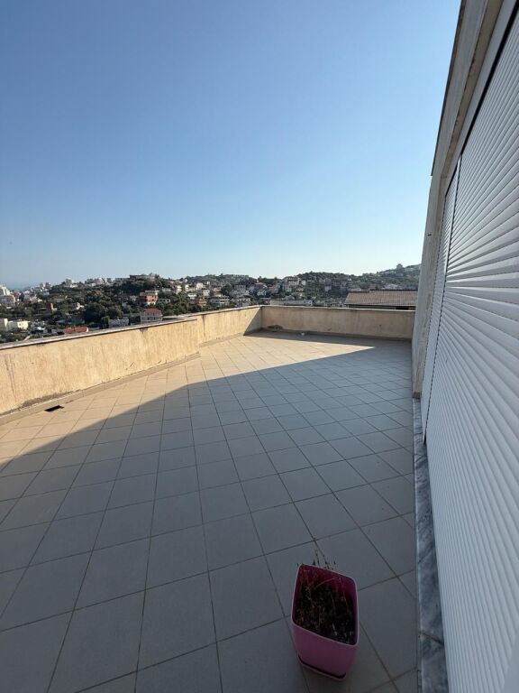 SHITET VILE TEK ZONA SPITALIT DURRES